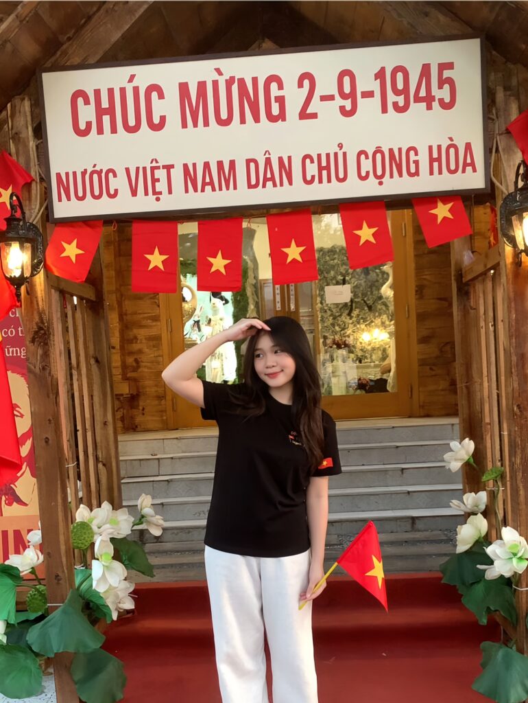 Giới thiệu 4 áo phông độc lập tự do hạnh phúc zenz việt nam